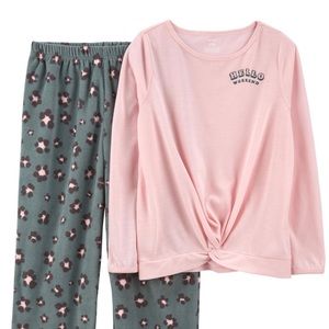 🆕 Carter’s • Pajama Set